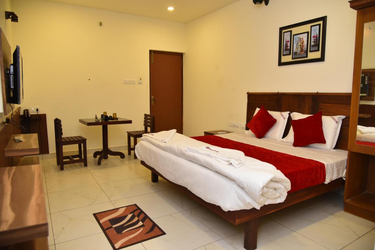 פאלני Sree Ganesh Inn מראה חיצוני תמונה