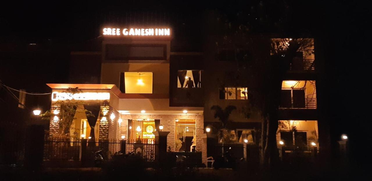 פאלני Sree Ganesh Inn מראה חיצוני תמונה