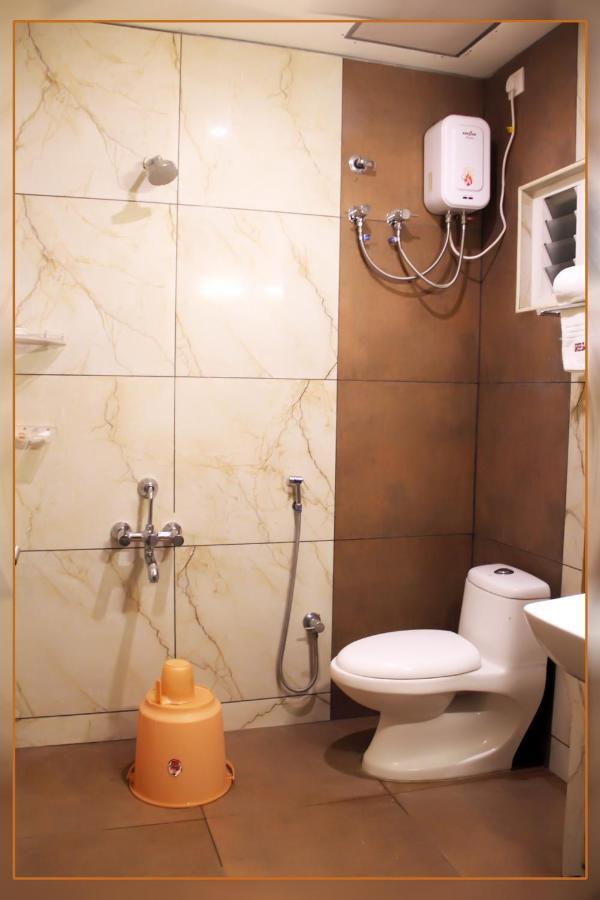 פאלני Sree Ganesh Inn מראה חיצוני תמונה