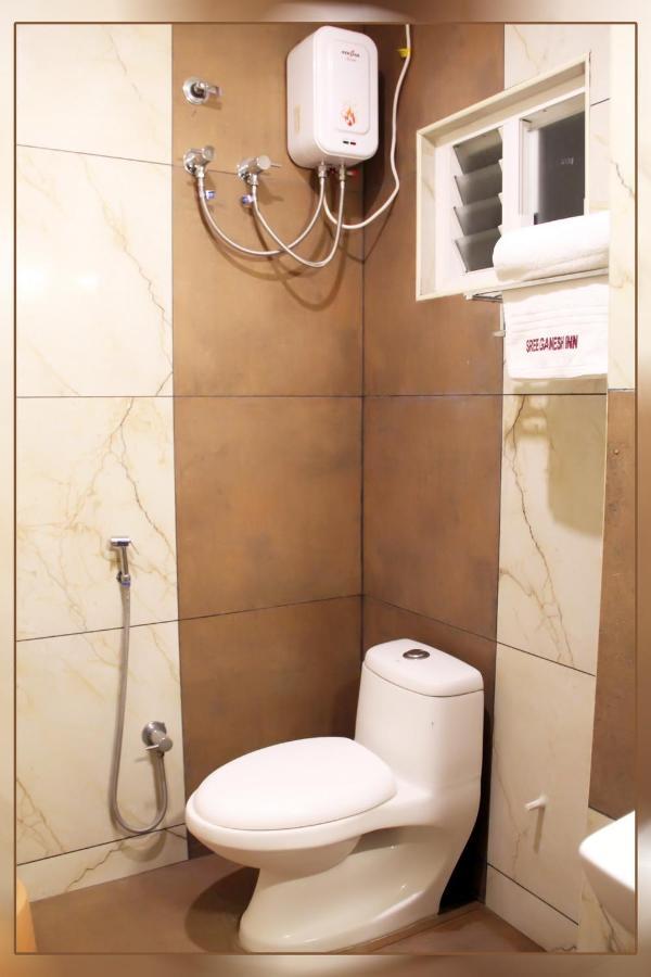 פאלני Sree Ganesh Inn מראה חיצוני תמונה