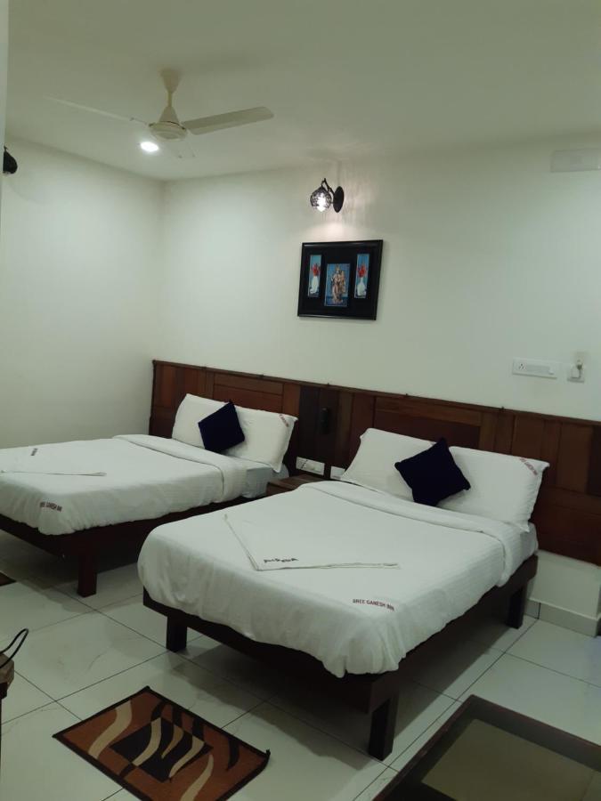 פאלני Sree Ganesh Inn מראה חיצוני תמונה