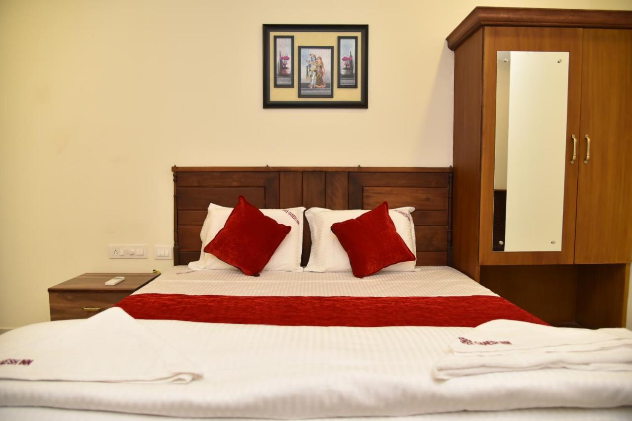 פאלני Sree Ganesh Inn מראה חיצוני תמונה